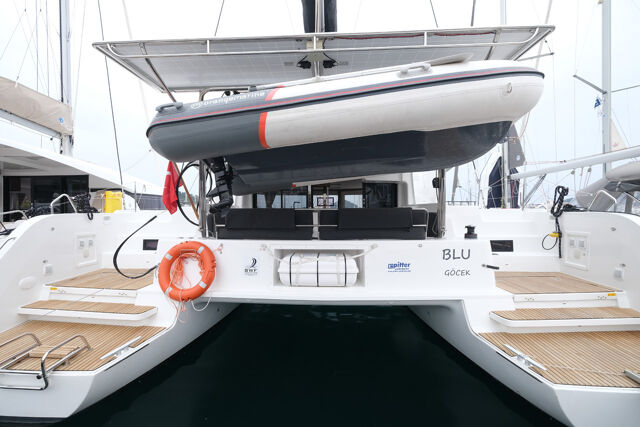 Lagoon 46 - 4 + 1 cab. Blu